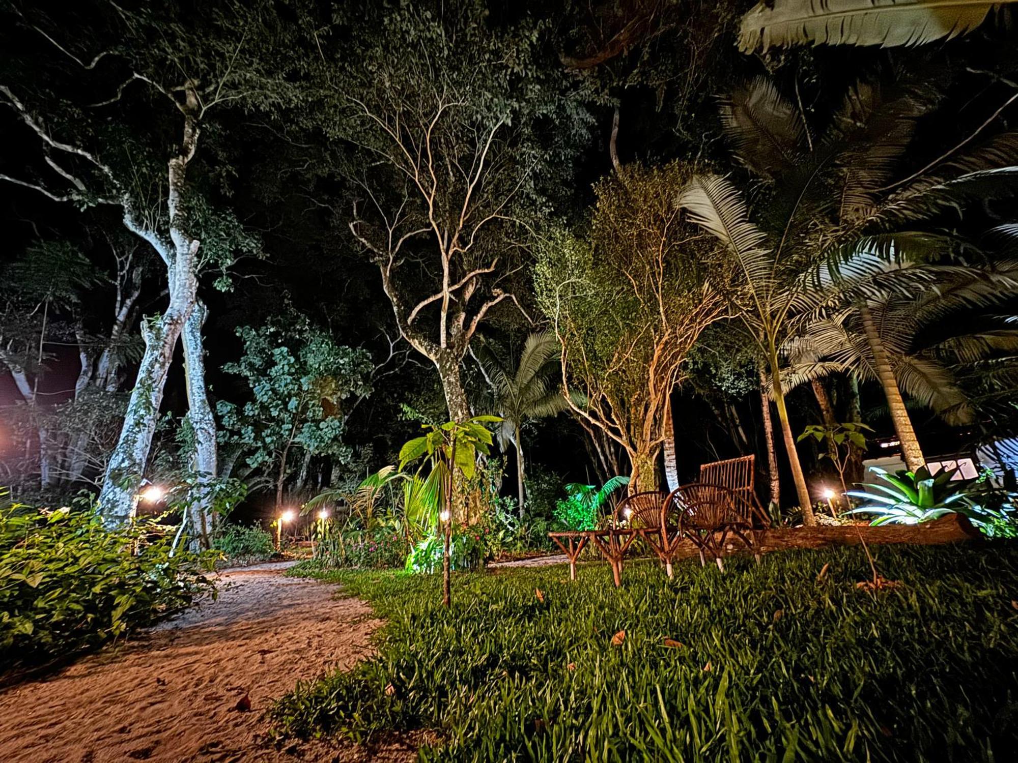 Joaoemaria Da Ilha Hotel Praia de Araçatiba Buitenkant foto